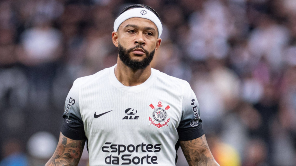 Netherlands international Memphis Depay playing for Corinthians